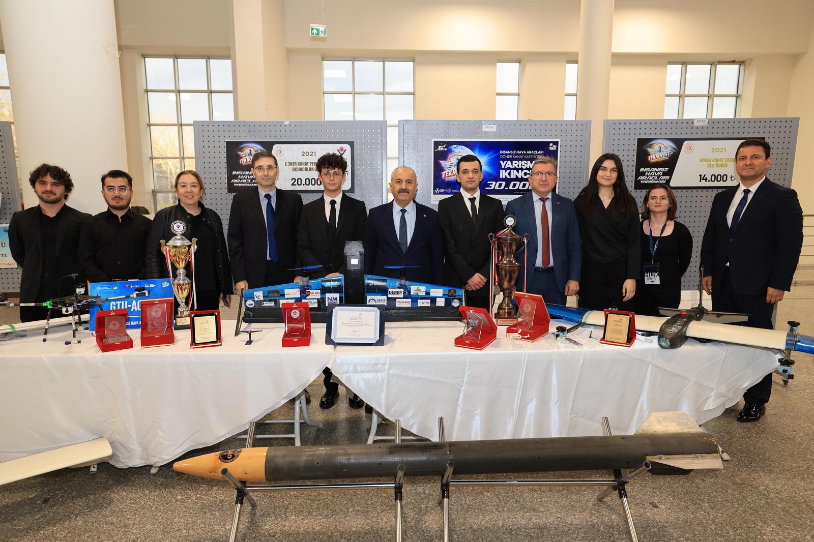 10. Yıl Lansmanı ve Plaket Töreni